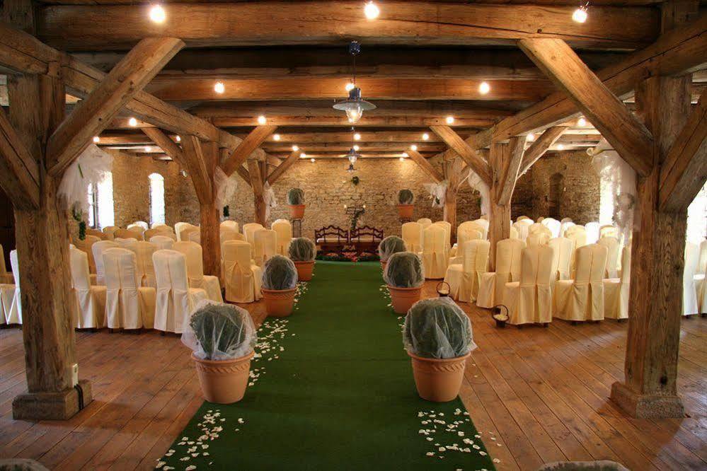 Hotel Burg Wanzleben Zewnętrze zdjęcie